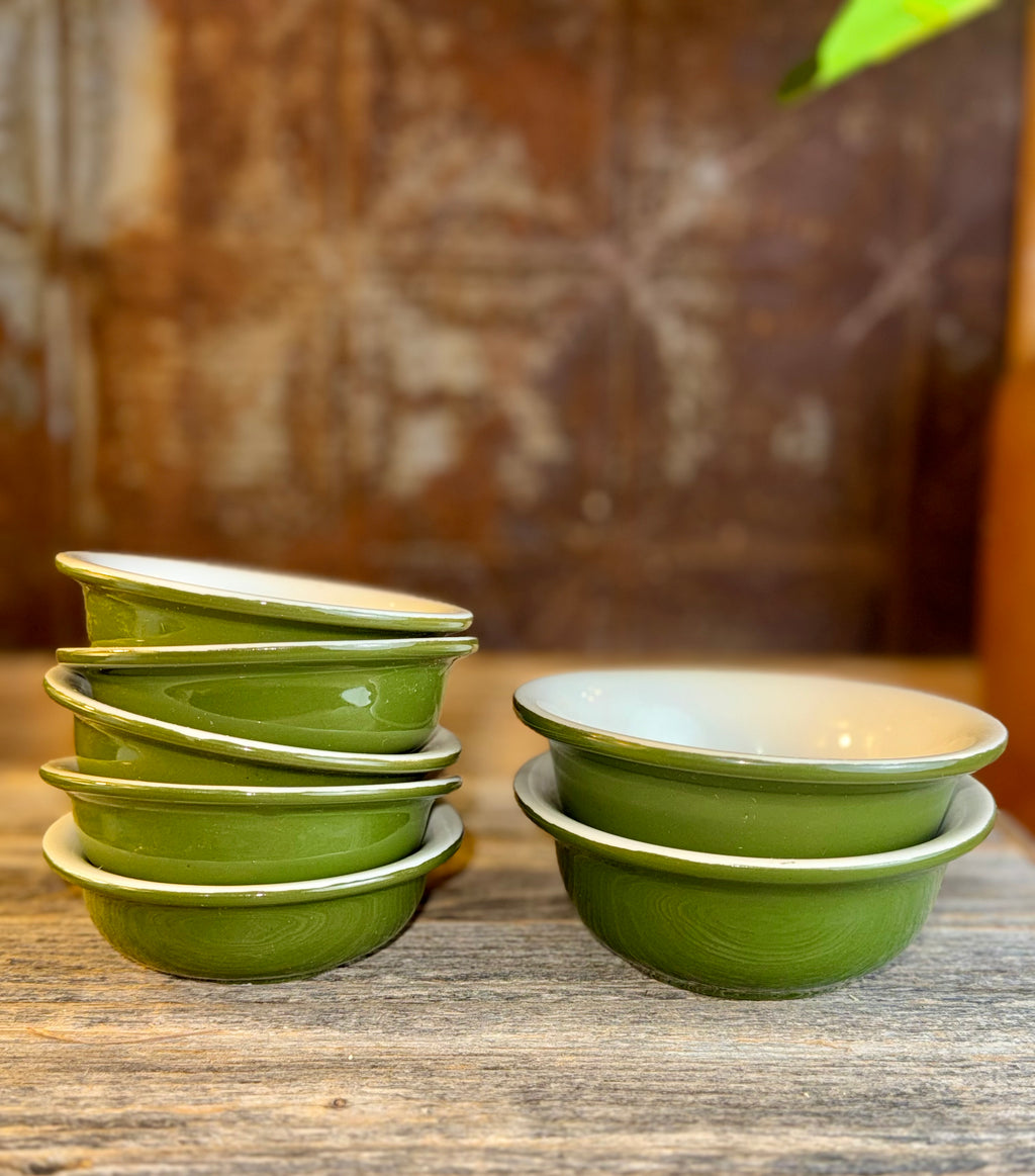 Vintage 7 Green Hall Bowls