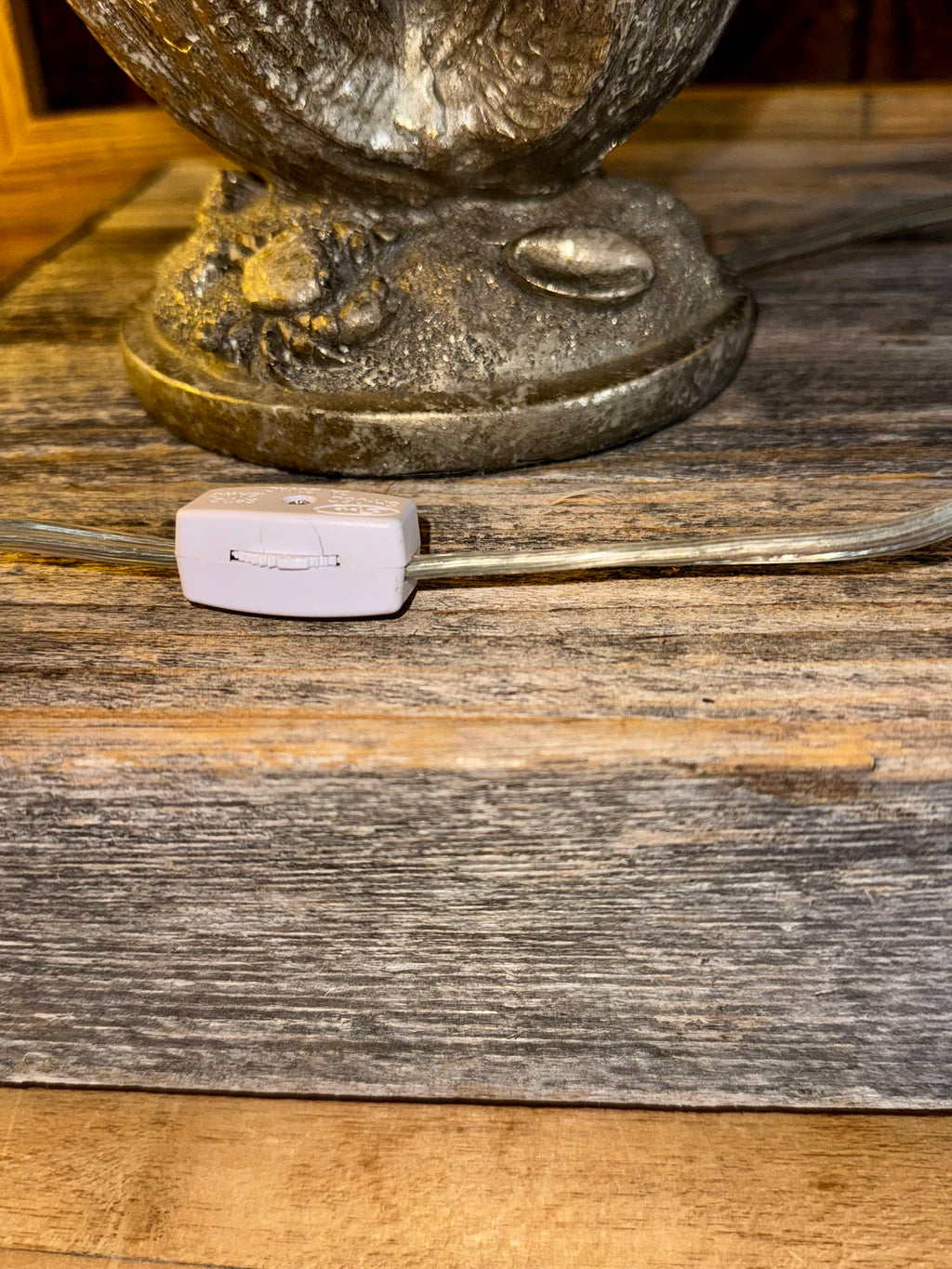 Vintage Silver Clam Shell Table Lamp