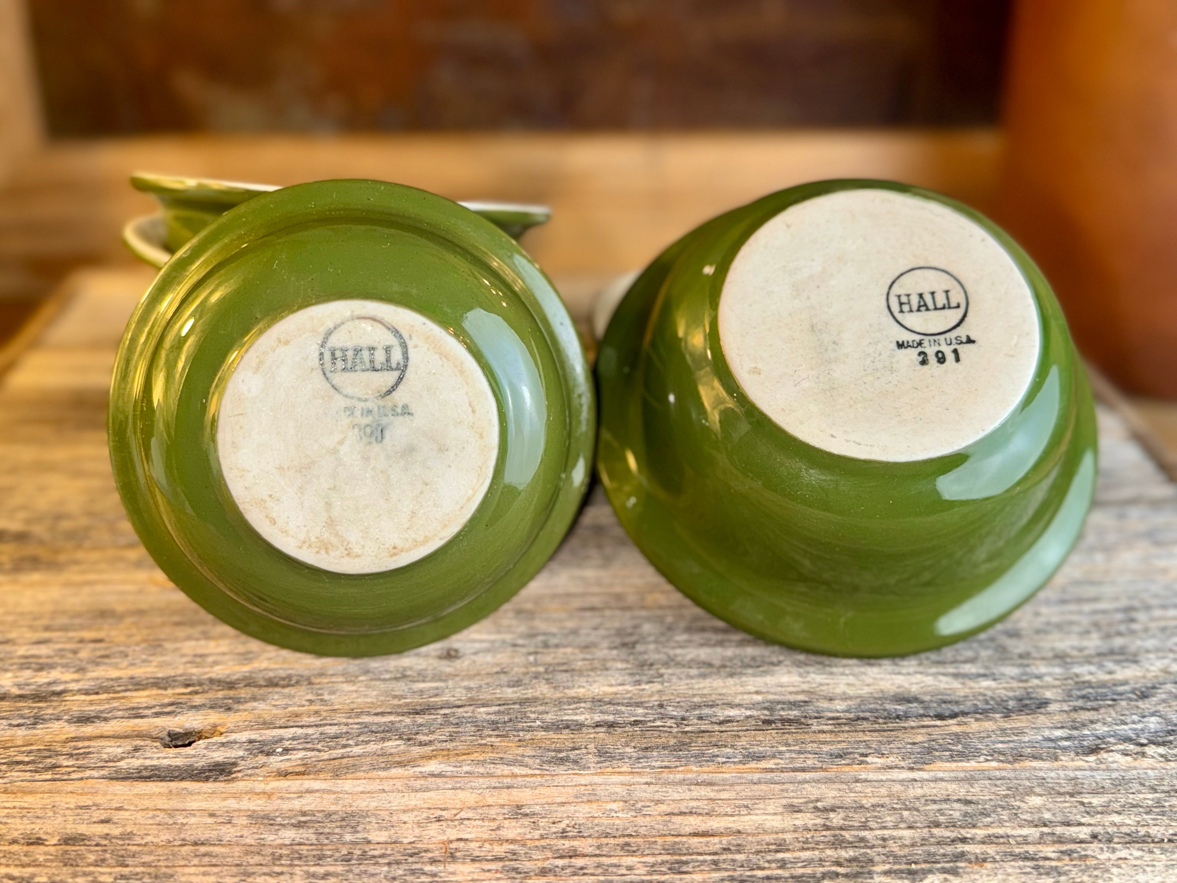 Vintage 7 Green Hall Bowls
