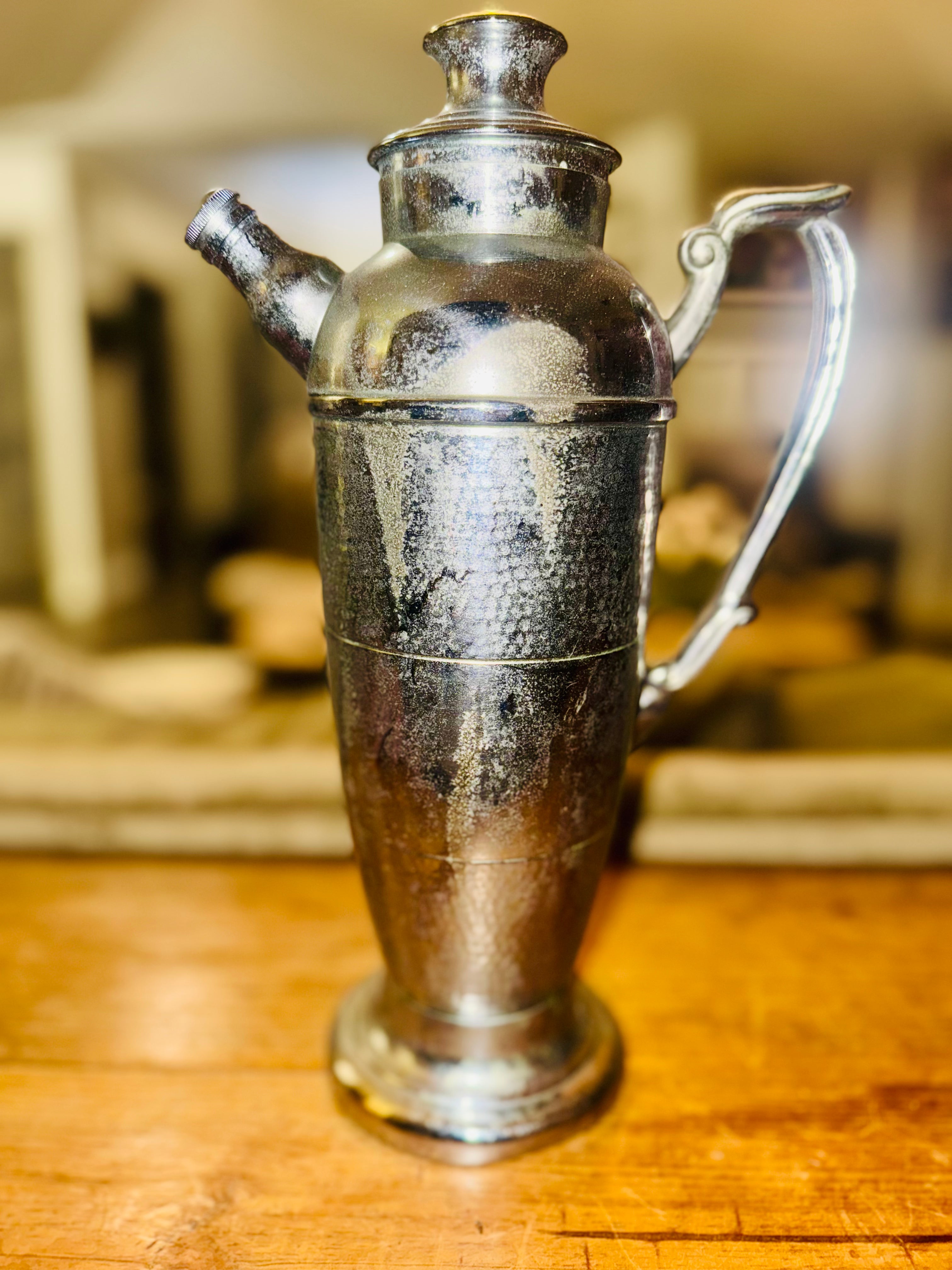 Vintage Art Deco Stainless Chrome Cocktail Shaker