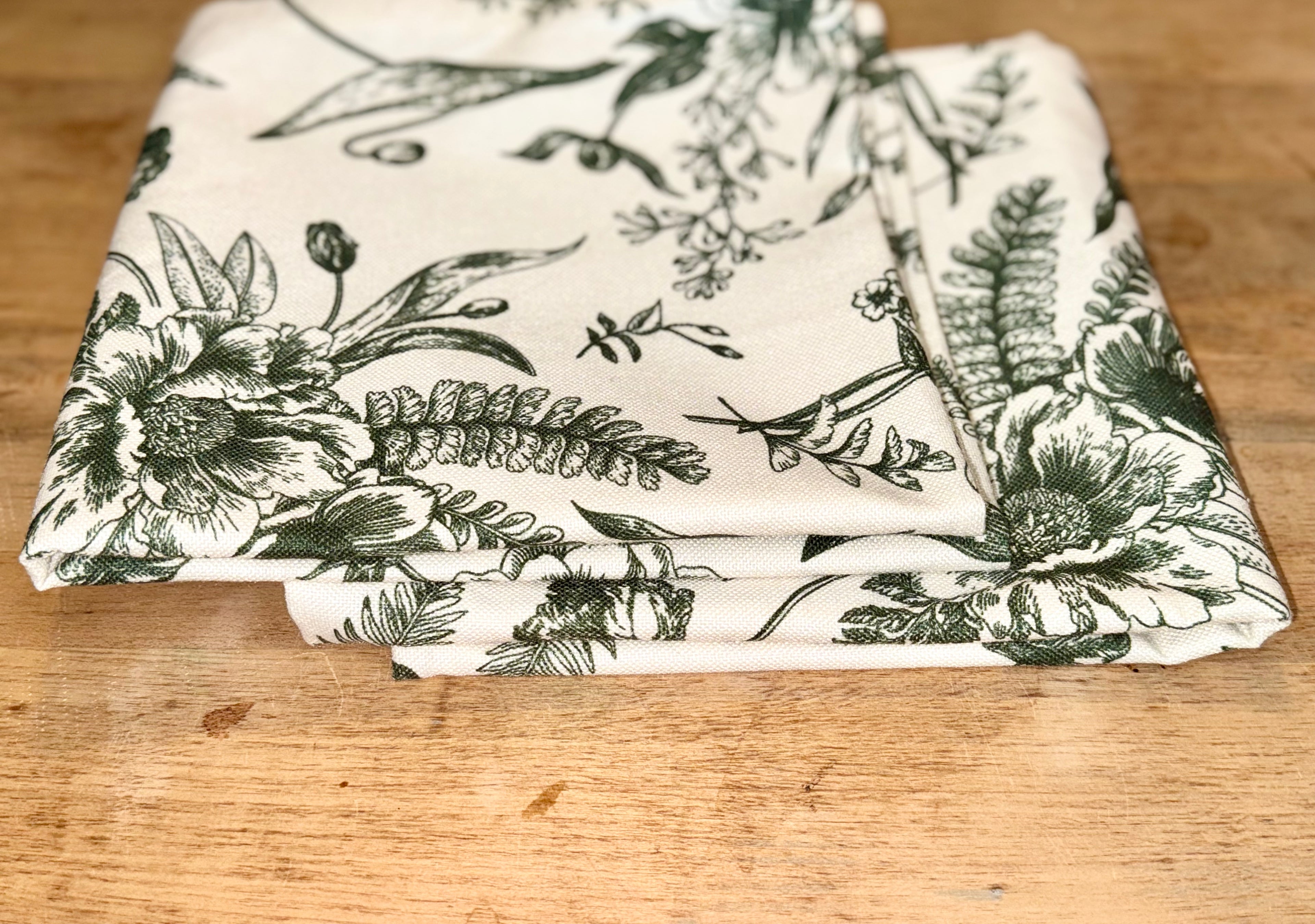 Green/Cream Floral Pillow Case-Poly Blend (Set of 2)