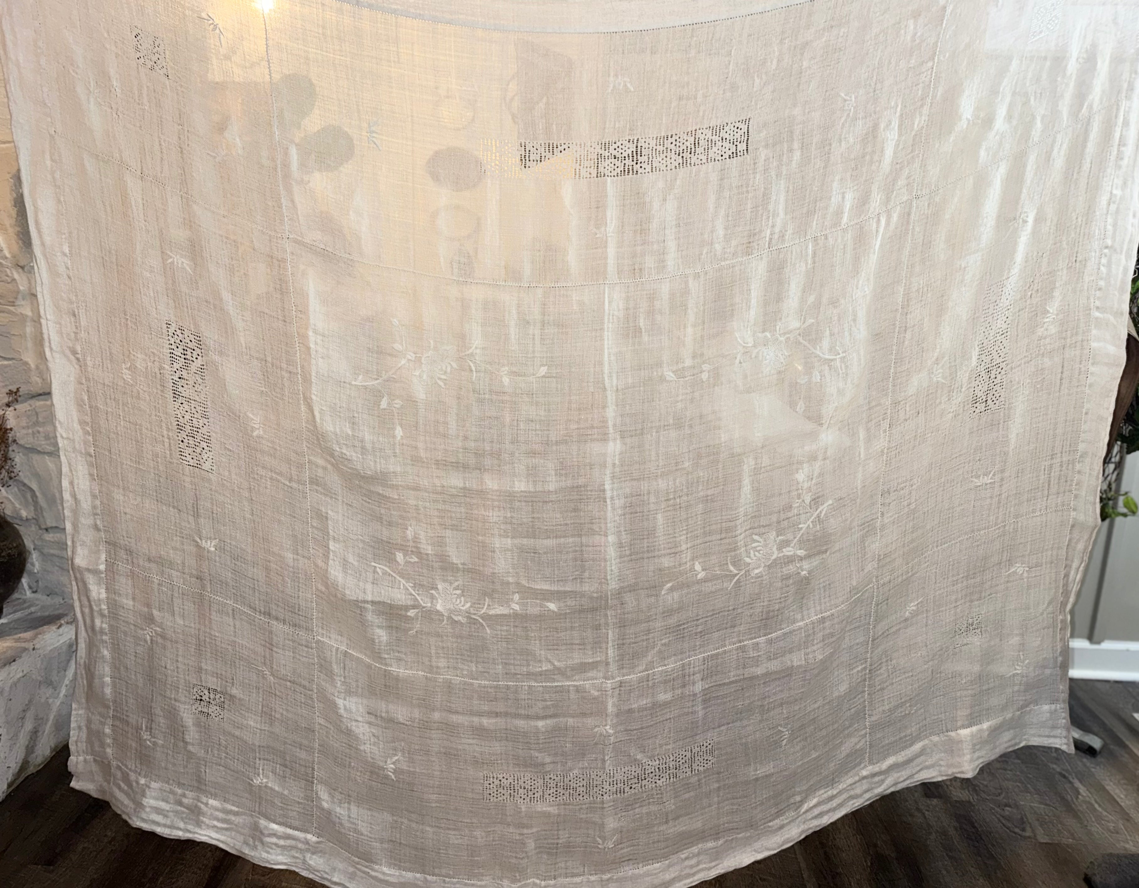 Vintage Linen White Table Cloth w/Floral Embroidery