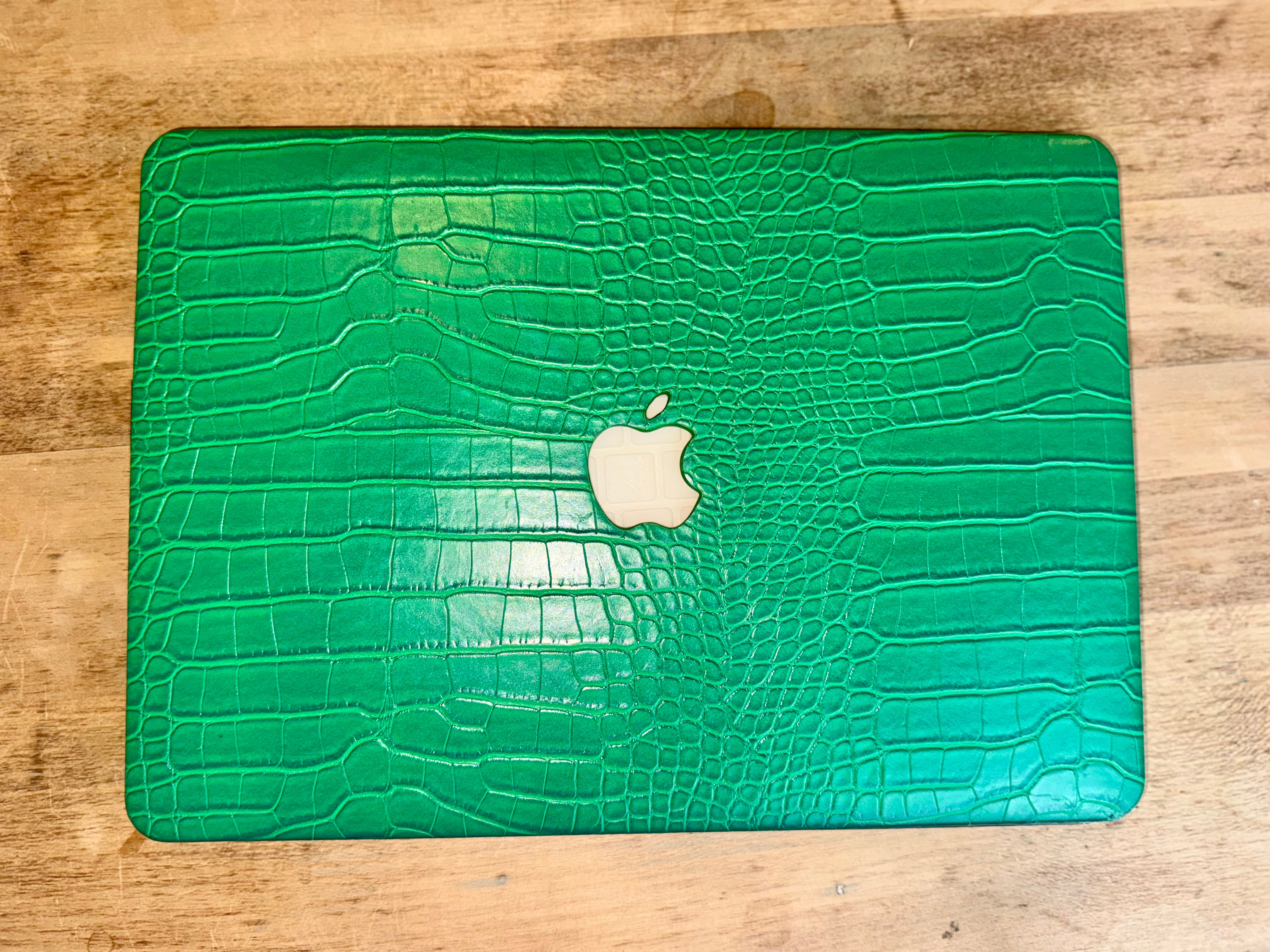 Chic Geeks Lizard Skin Macbook Air 13 Inch Case, Green