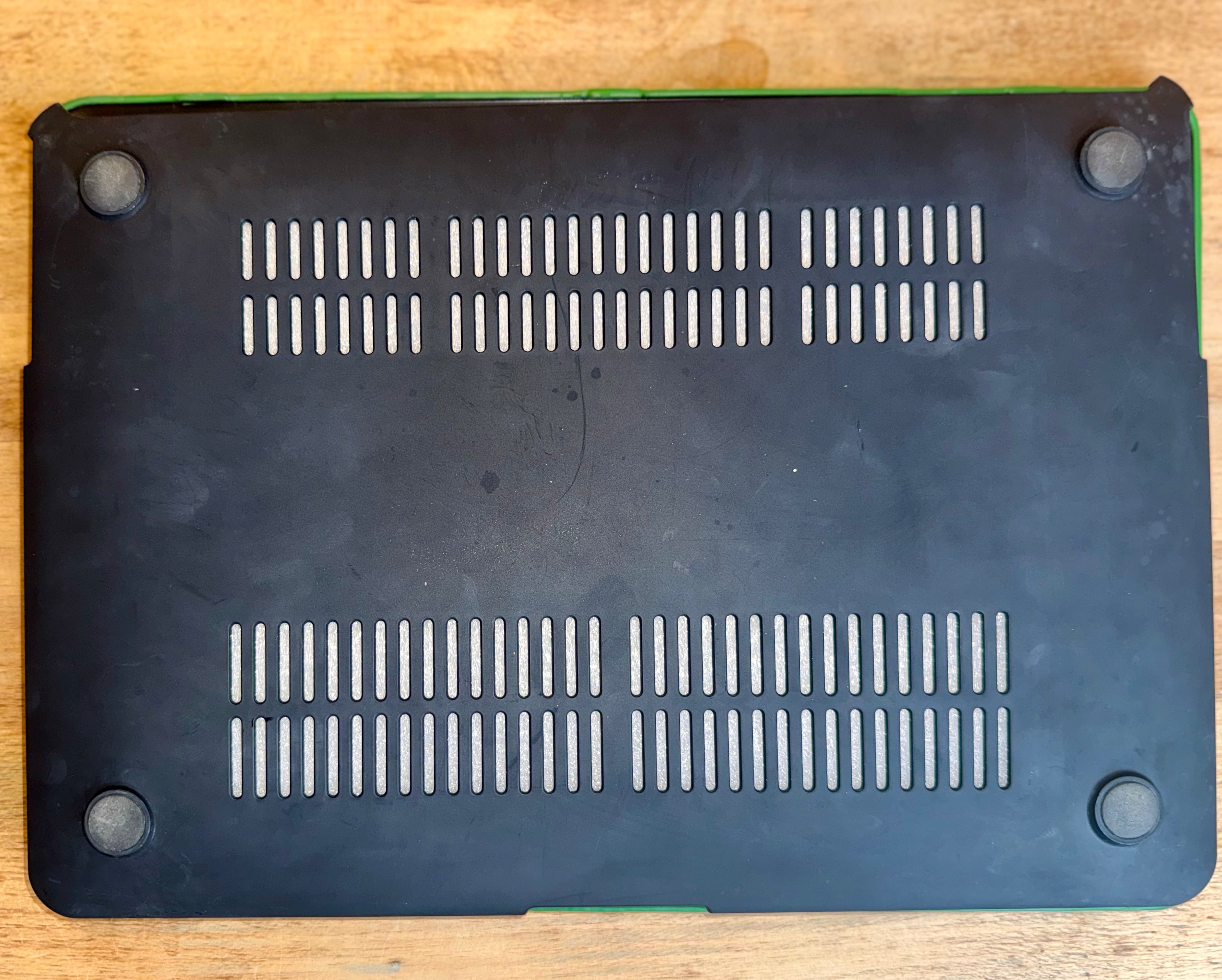 Chic Geeks Lizard Skin Macbook Air 13 Inch Case, Green