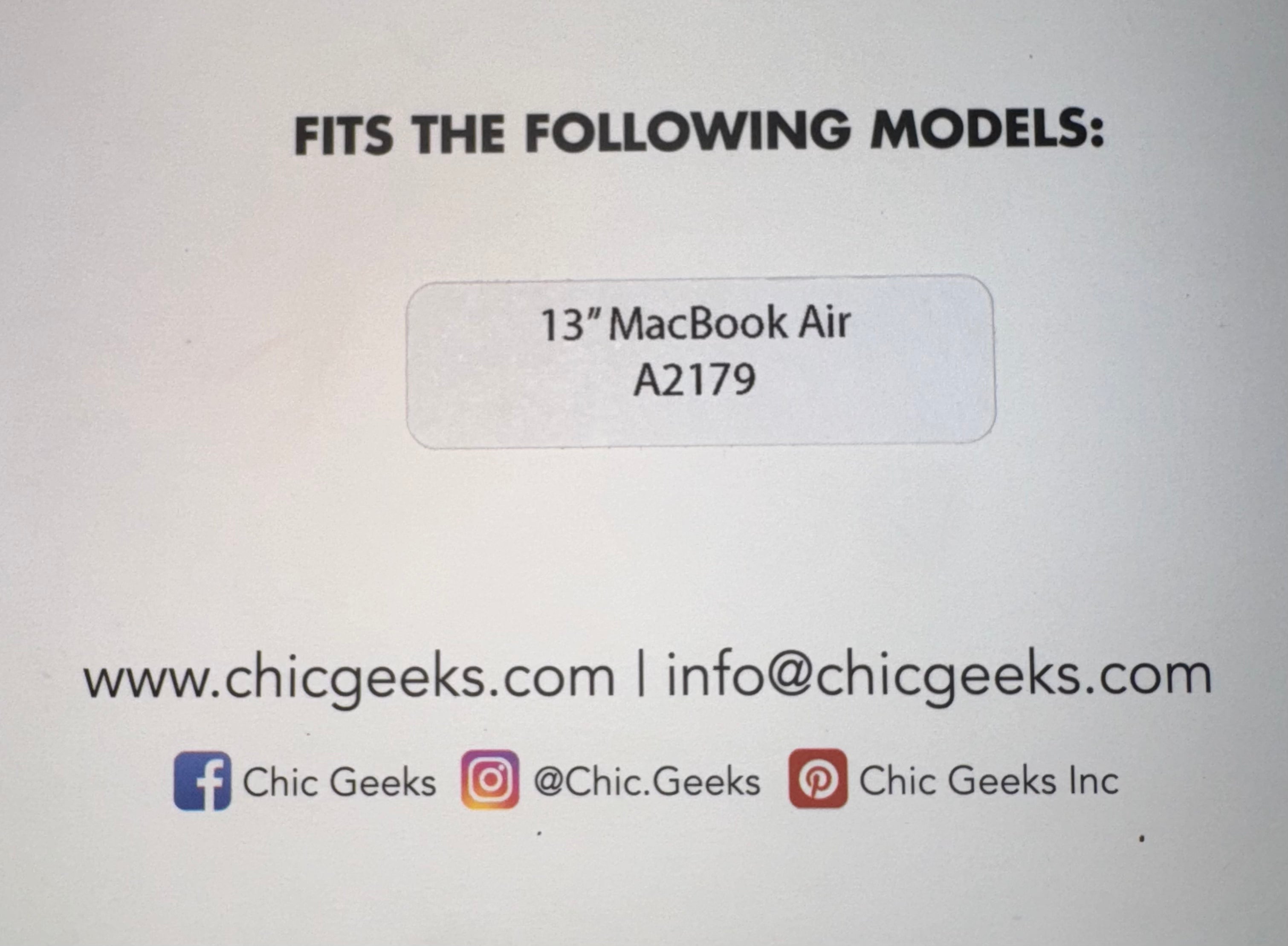 Chic Geeks Lizard Skin Macbook Air 13 Inch Case, Green