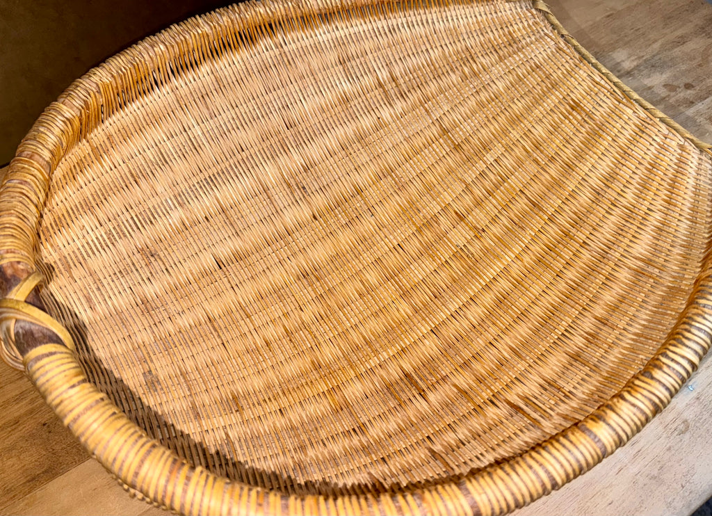 Handwoven Round Basket – Natural Wicker Decorative Bowl