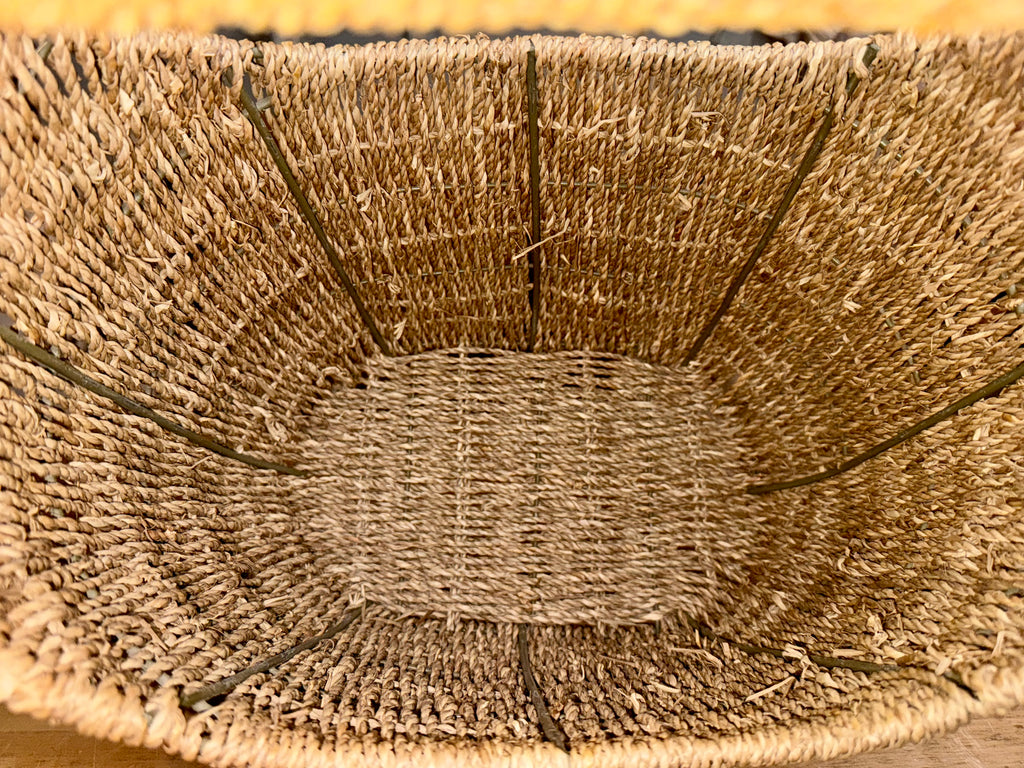 Handwoven Seagrass & Wire Market Basket with Wooden Handle – Large Decorative Storage Tote