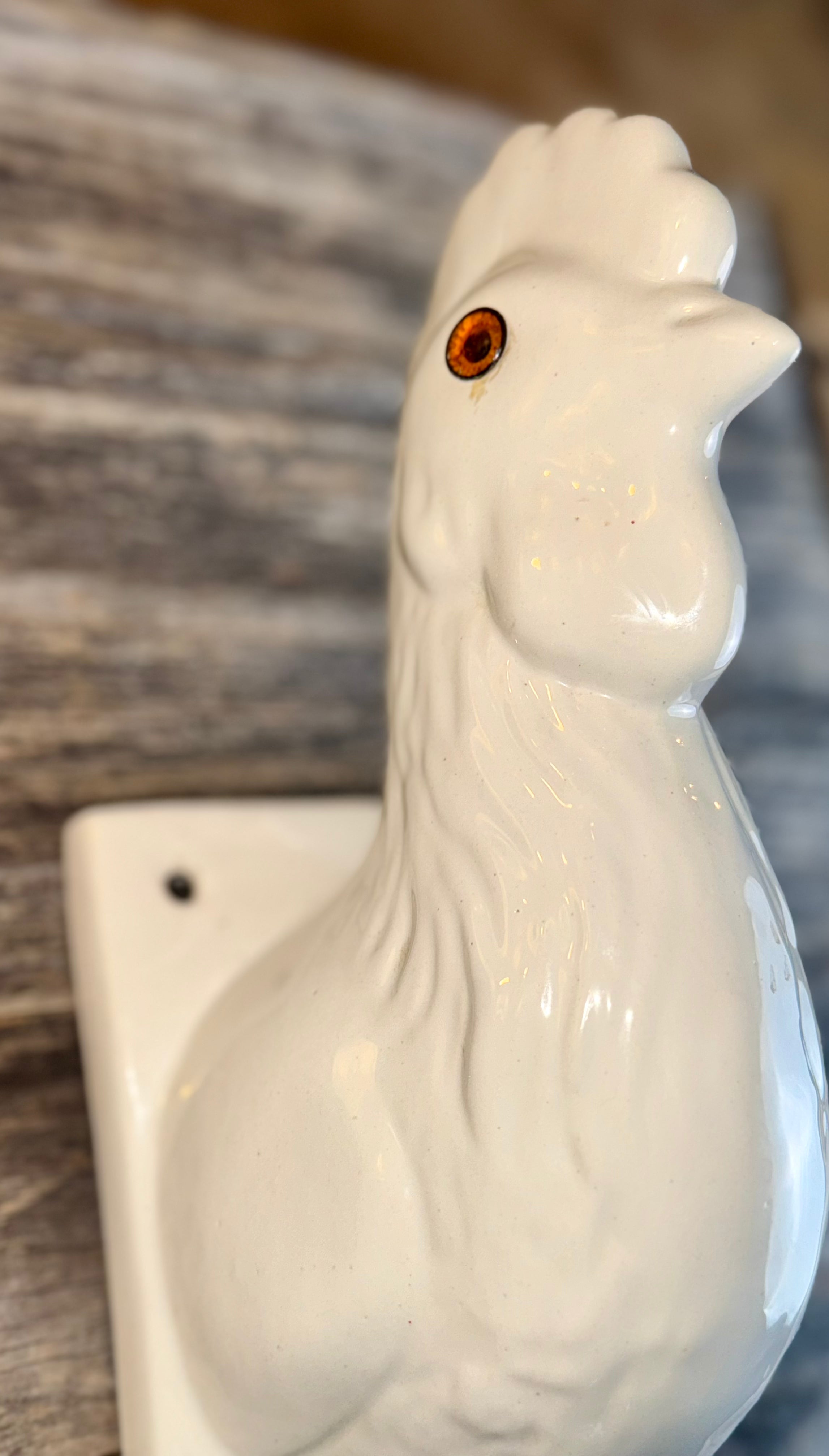 Vintage White Ceramic Rooster Wall Hook Decor