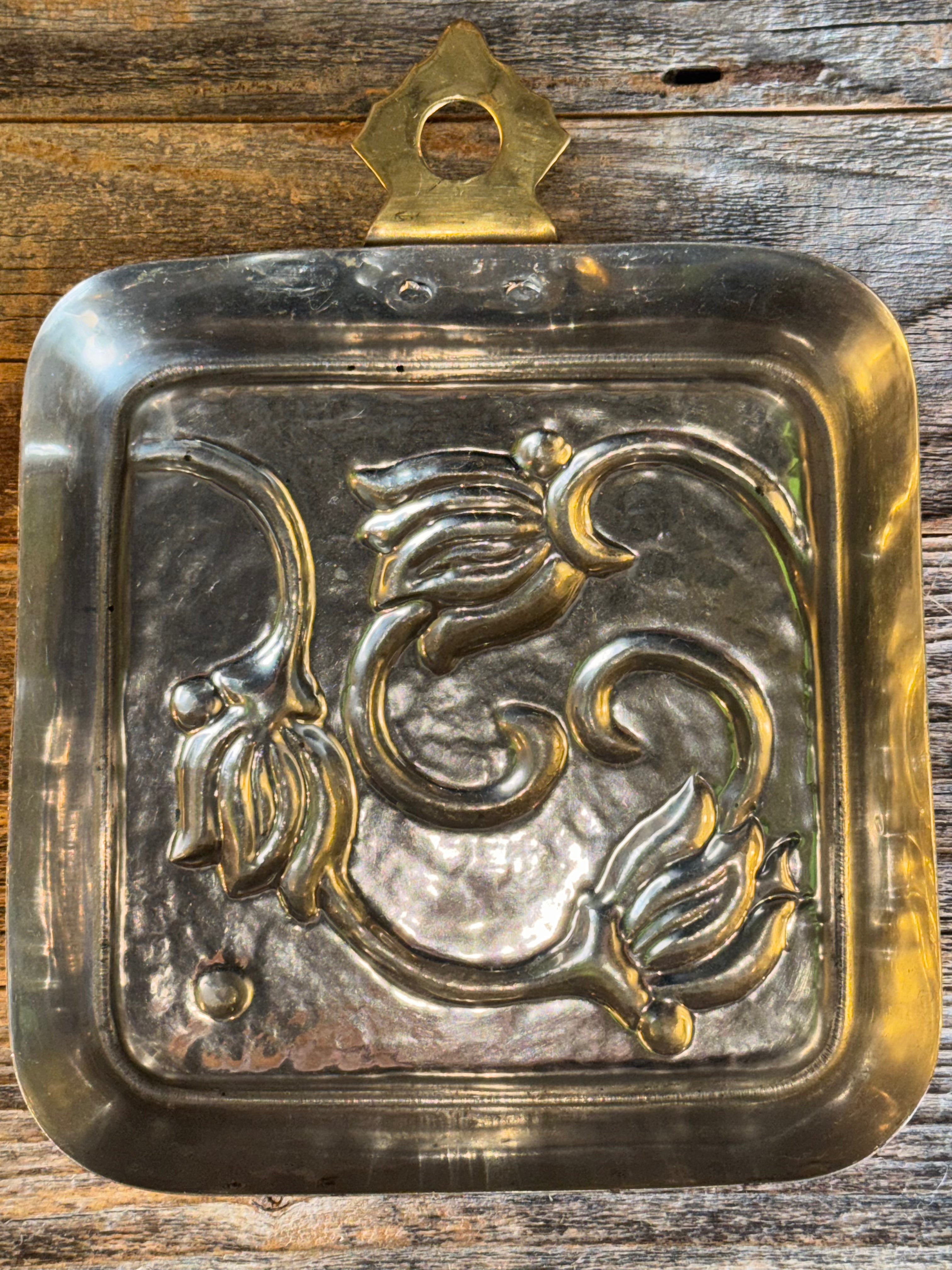 Vintage Copper & Brass Mold w/Design. ODI Made In India