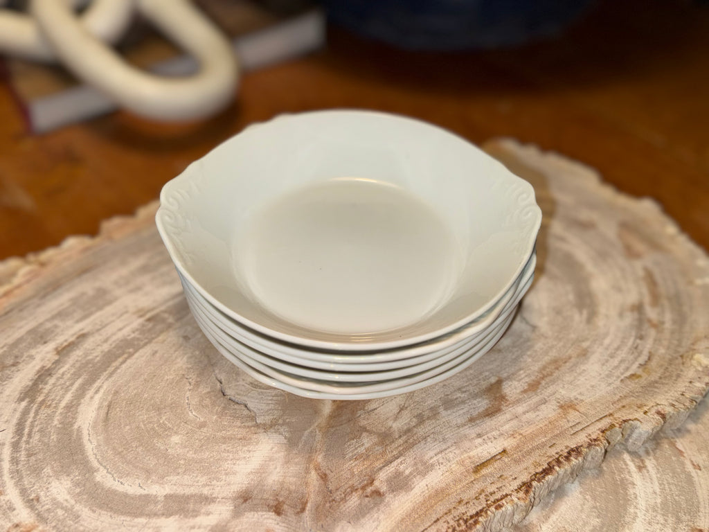 Porcelain Bowl Set